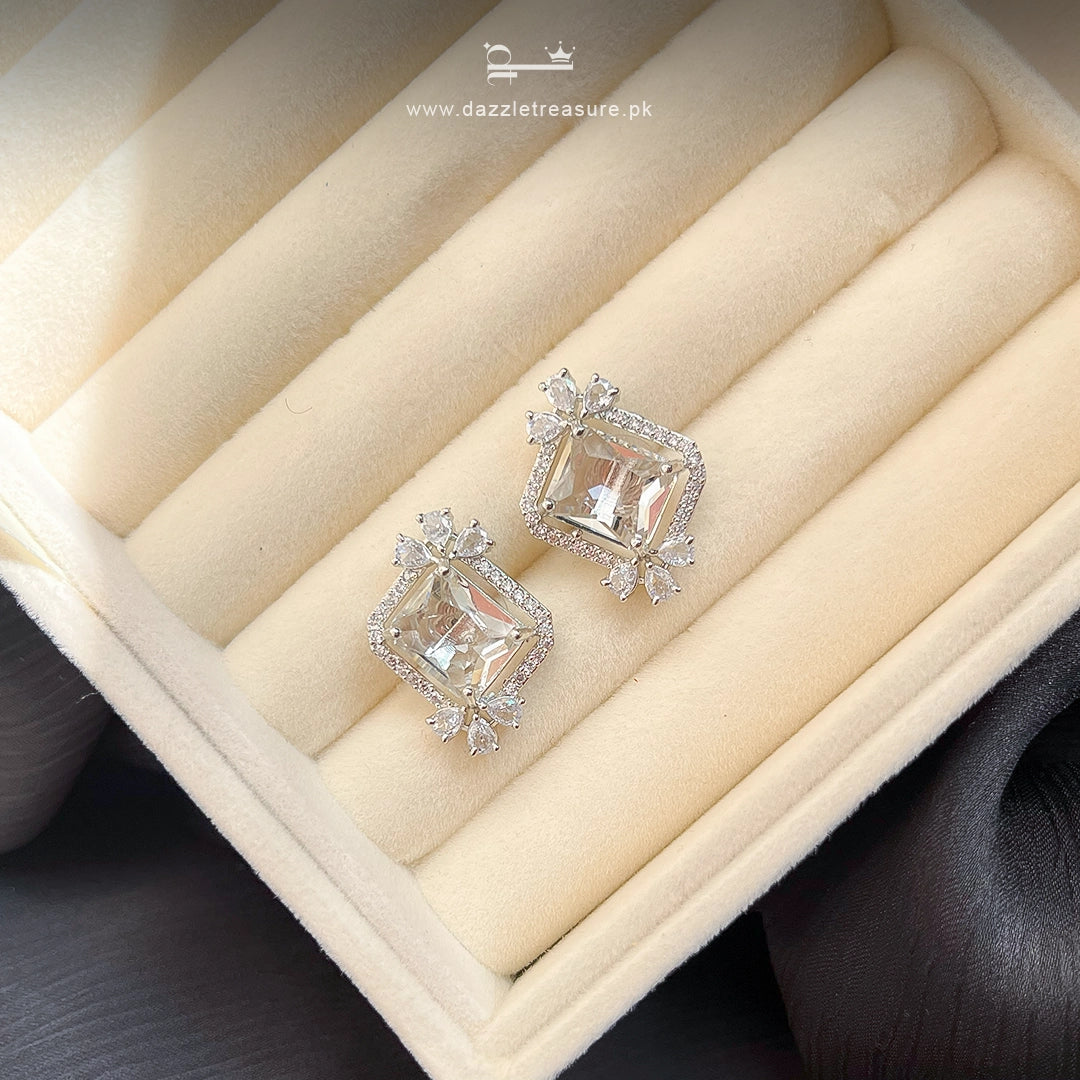Royal Frost Studs