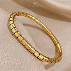 Aurea Wave Bangle