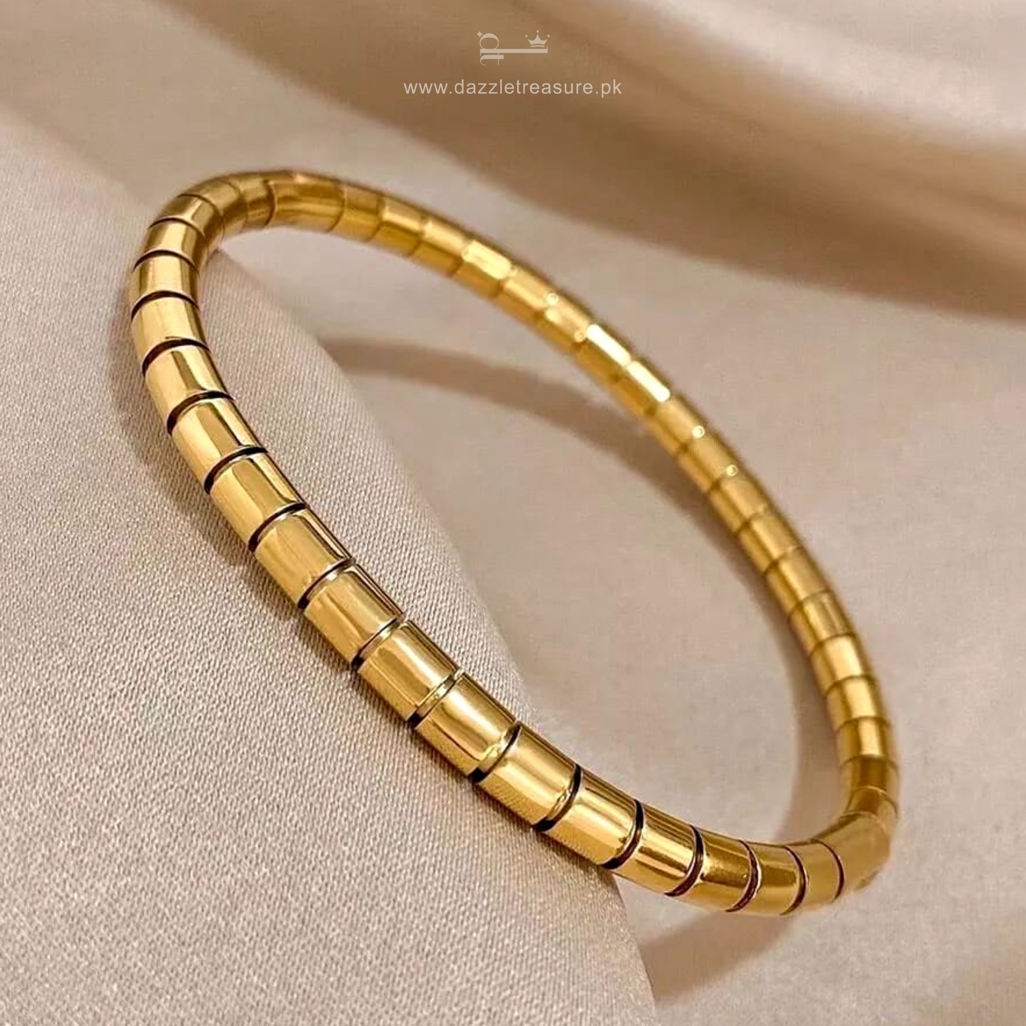Aurea Wave Bangle