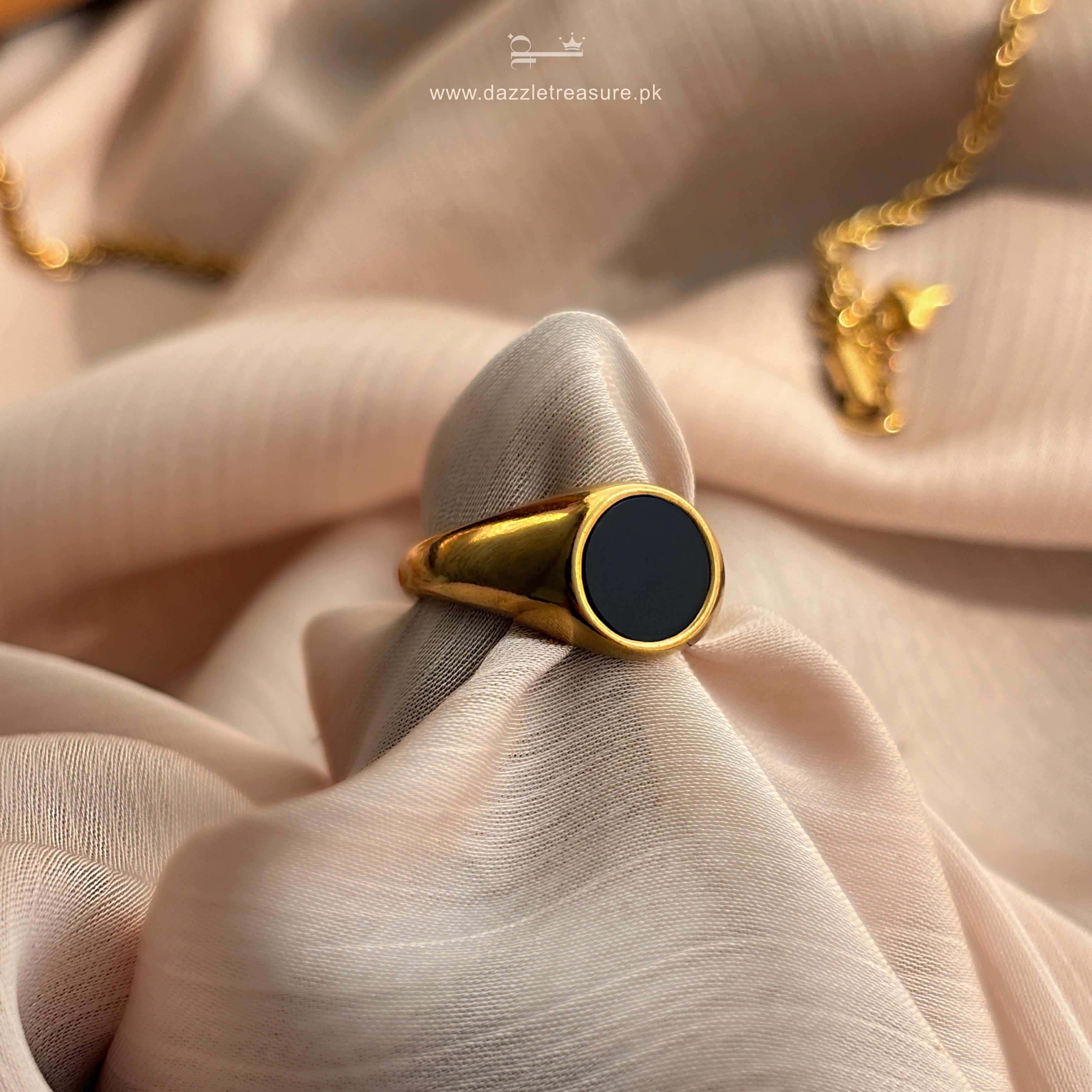 Midnight Aurea Ring