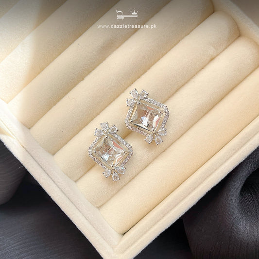 Royal Frost Studs